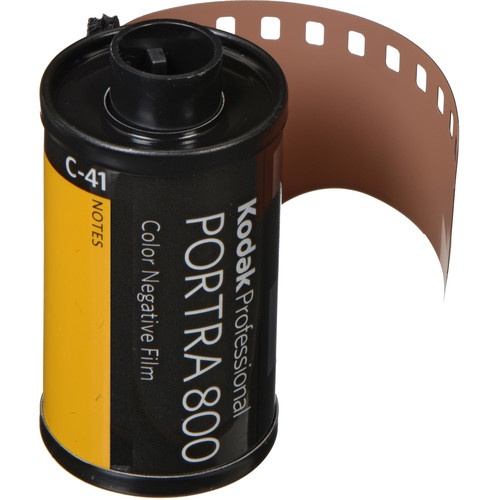 Kodak Professional Portra 800 Color Negative Film (35mm Roll Film, 36  Exposures) Pack of 5