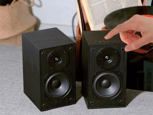 Edifier R33BT 10W Bluetooth with 3.5mm AUX input Speaker - Image 8