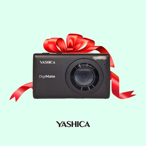 YASHICA Digital Camera DigiMate (Black)